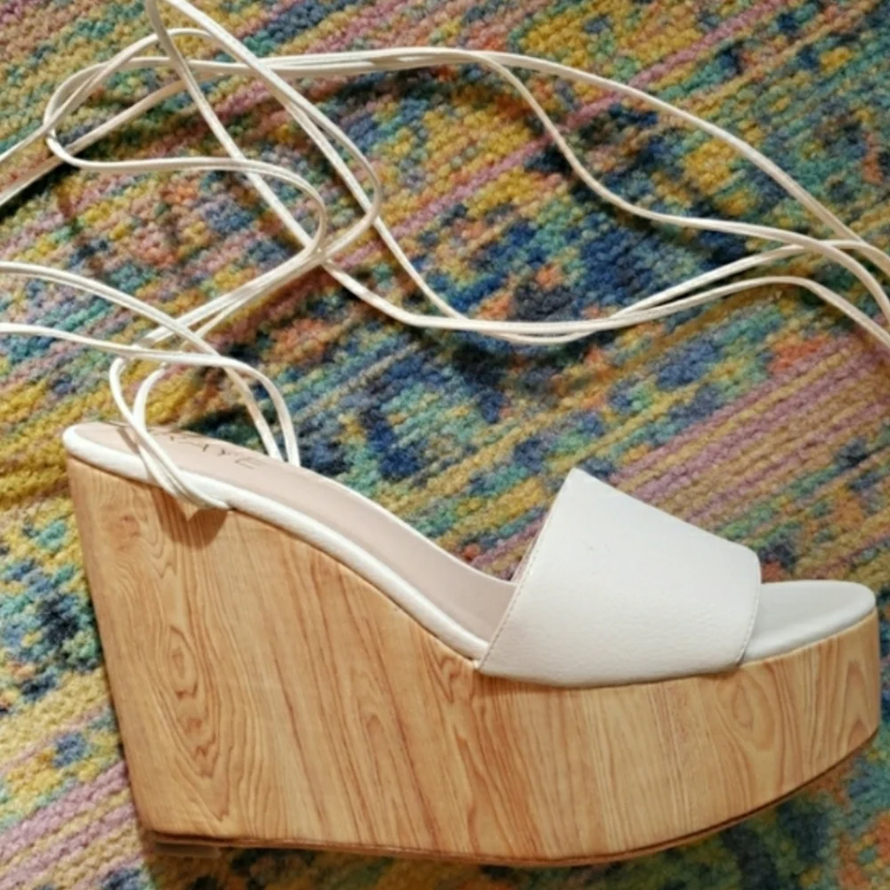 BRAND NEW! RAYE ESPADRILLE WEDGE SANDAL size 10